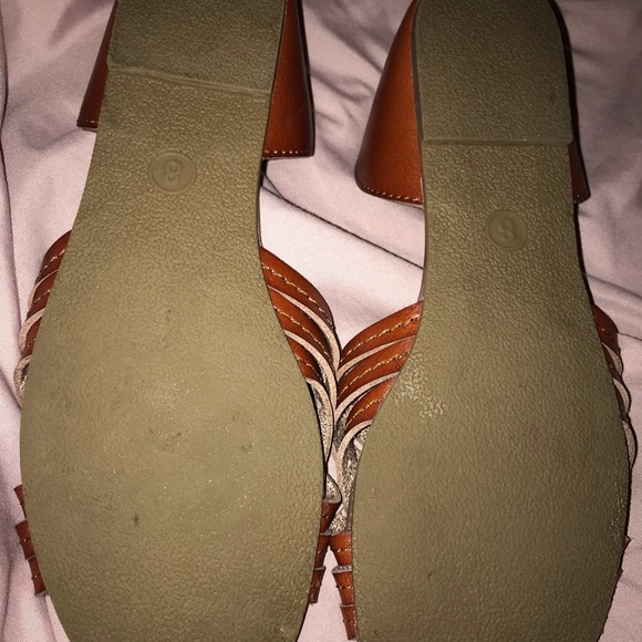 Sandals - Picture 2 of 2